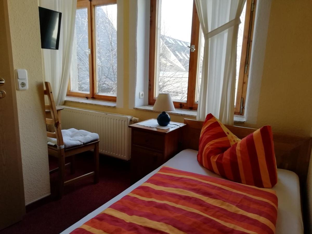 Gaststaette & Pension Zum Tuermer Annaberg-Buchholz Exterior photo